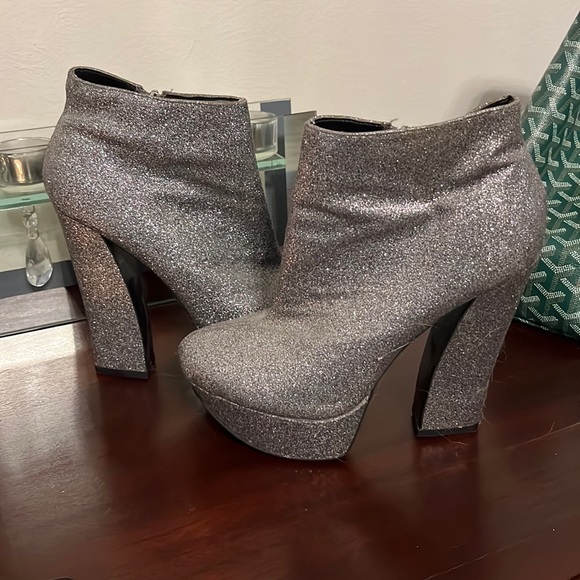 Platform Silver Glitter Disco Shoes dv by Dolce Vita Size 7 - Picture 1 of 7